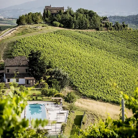 Enticing In With Swimming Pool Apartamento Ascoli Piceno