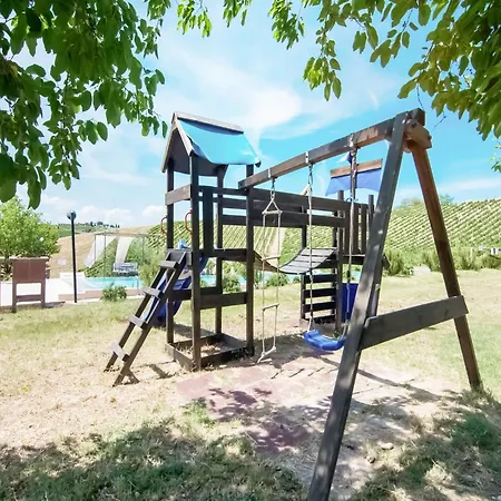 Apartamento Enticing In With Swimming Pool Ascoli Piceno