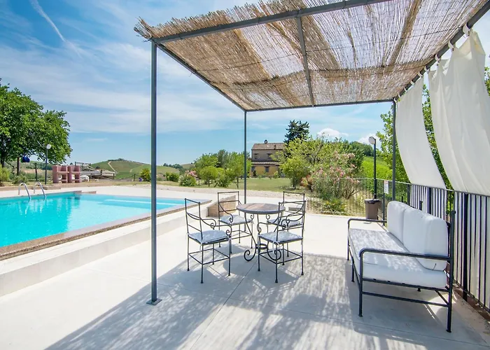 Enticing In With Swimming Pool Ascoli Piceno